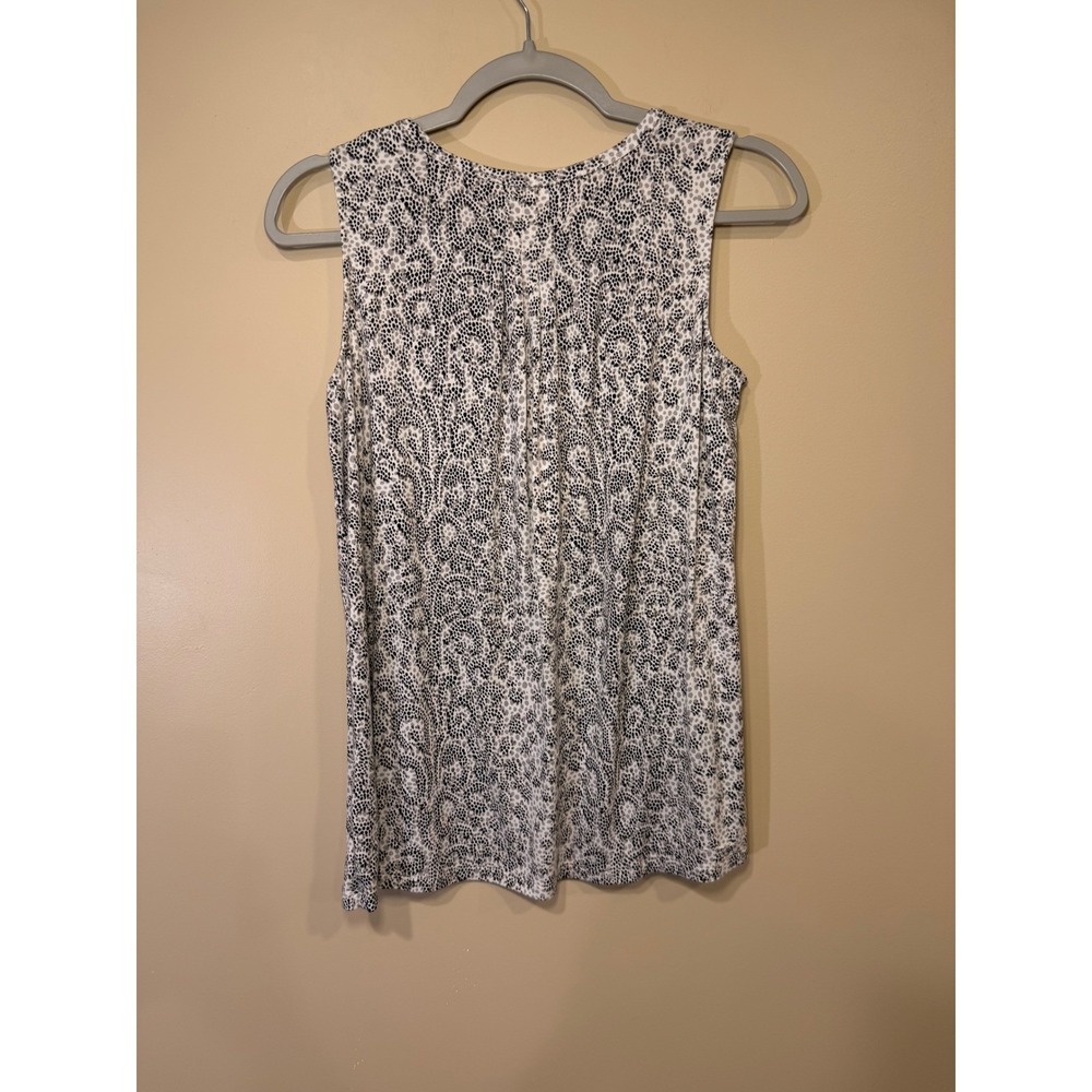 Rose + Olive Women Sleeveless Top Black White Small Paisley Blouse Office Work - Picture 4 of 5